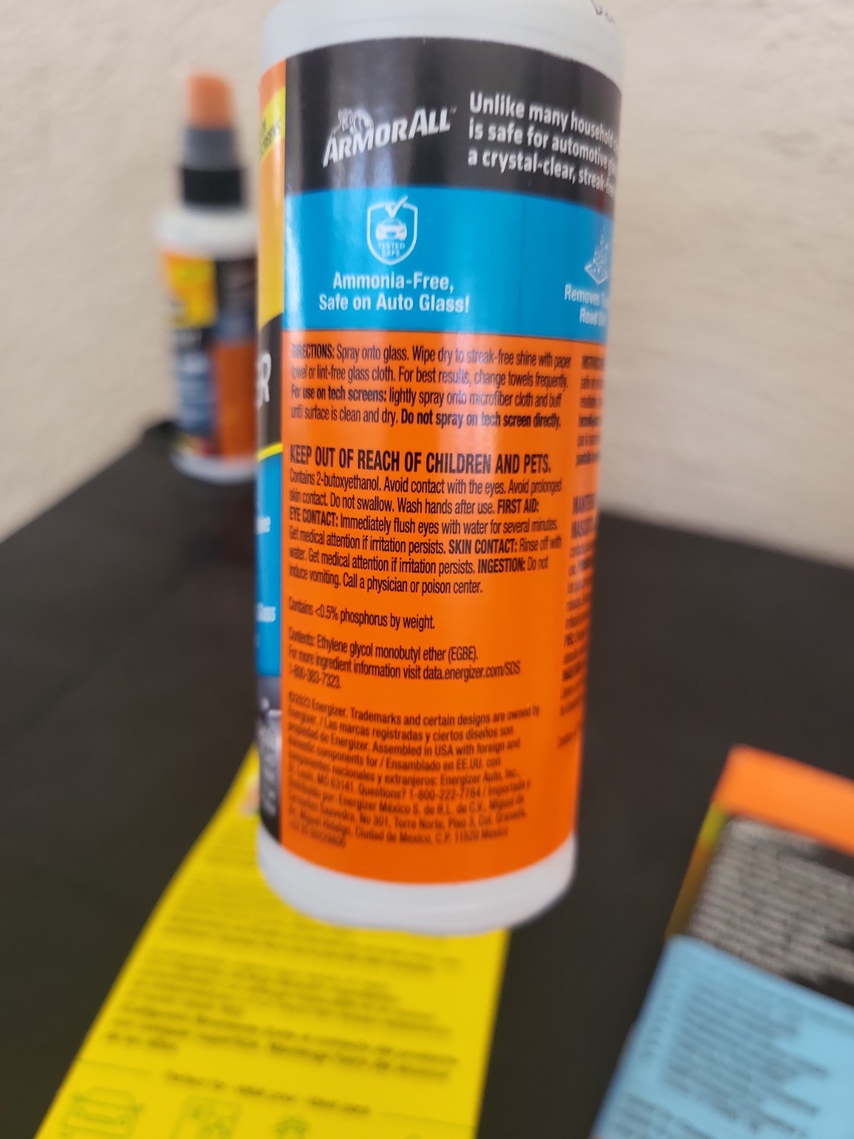 Little Trees(6), Armor All Protectant (2), Glass Cleaner (2)& Wipes(2) Package