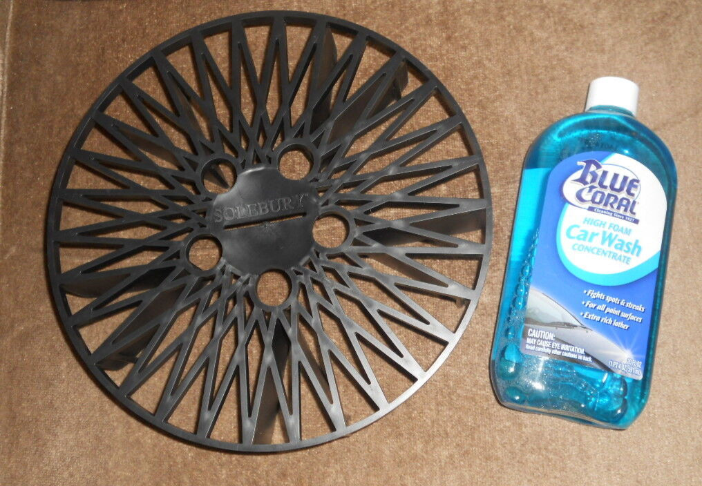 Solebury Automotive Car Wash Kit New-Includes Bucket, Grate, Car Wash & Sponge