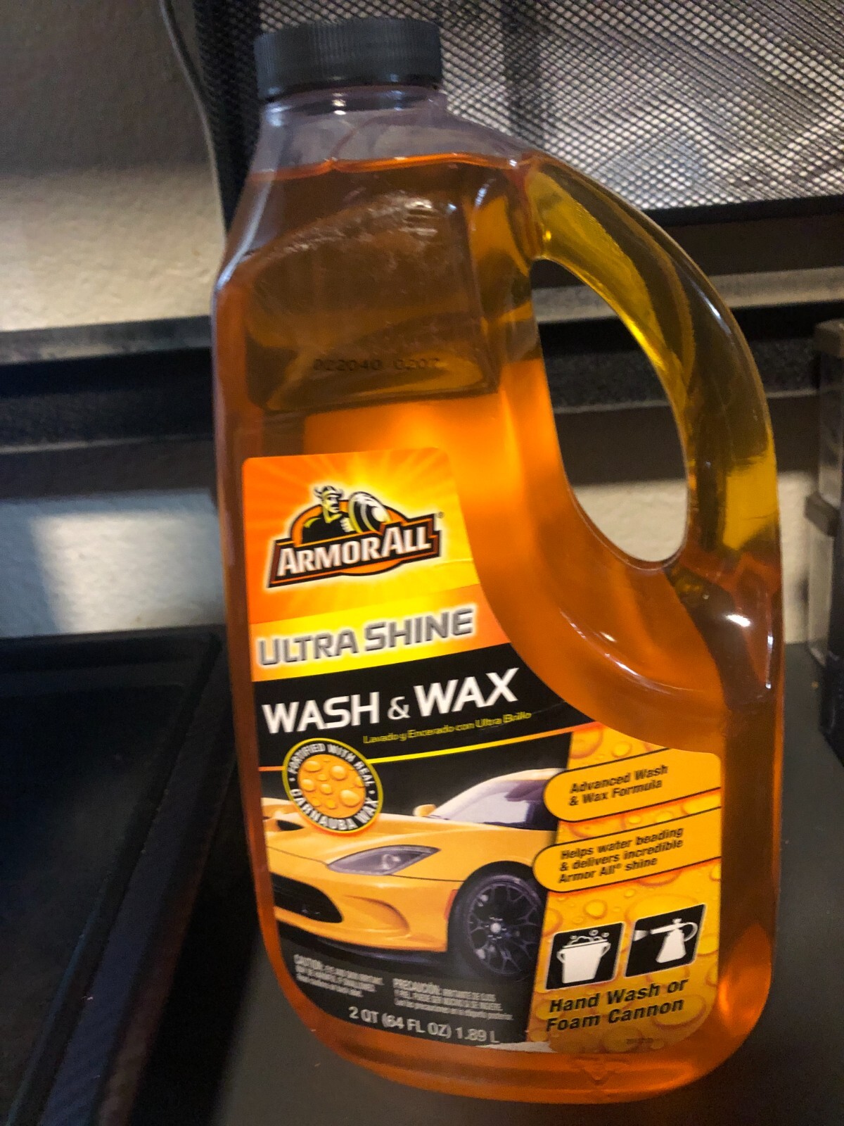Armor All – Ultra Shine Wash & Wax (64 fluid ounces)