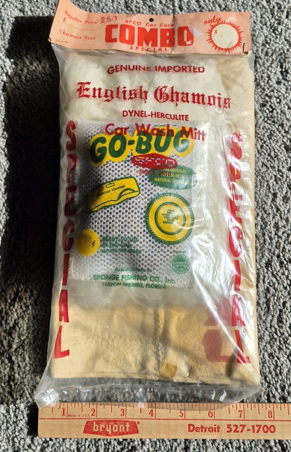 VTG Old New Stock Car Care Combo English Chamois Cloth & Go-Bug Car Wash Mitt
