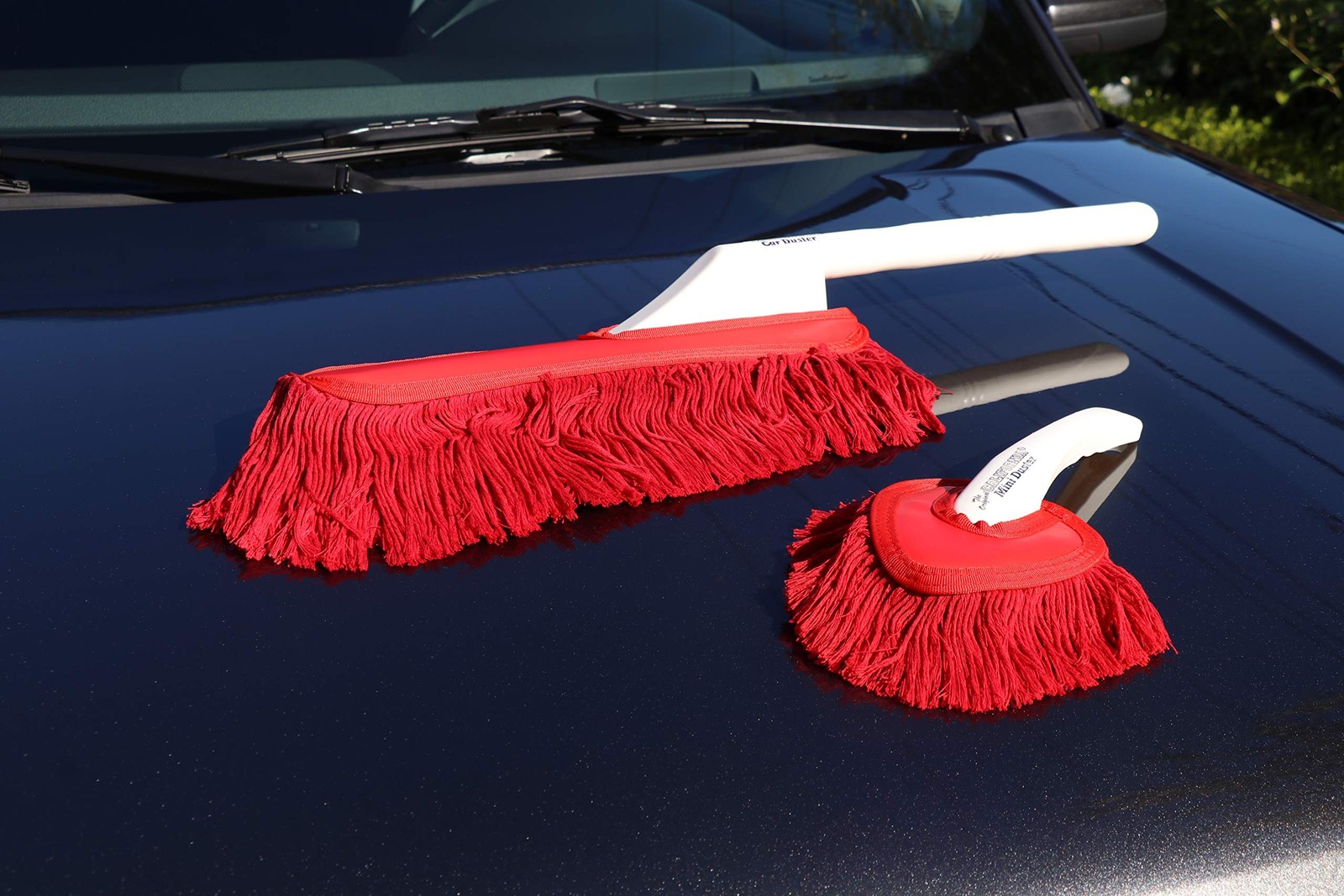 The Original California Car Duster Detailing Kit with Plastic Stock, Red